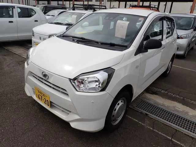Daihatsu Mira e:S LA350S 2021